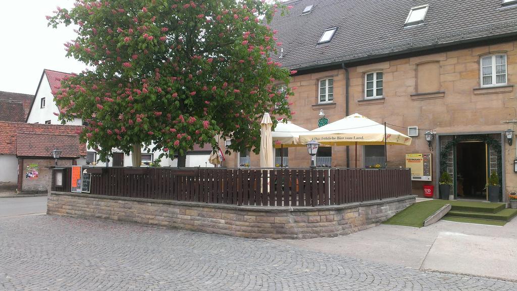 Cadolzburg Gasthof Landhotel Gruner Baum المظهر الخارجي الصورة