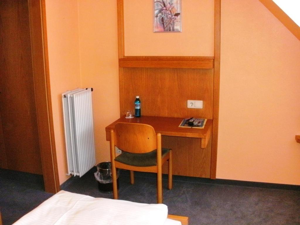 Cadolzburg Gasthof Landhotel Gruner Baum الغرفة الصورة