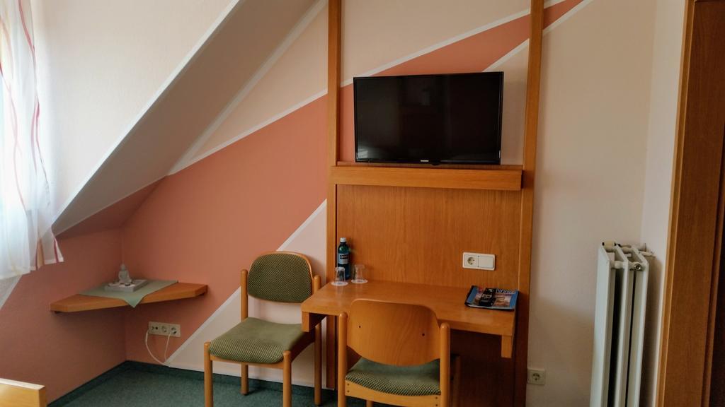 Cadolzburg Gasthof Landhotel Gruner Baum المظهر الخارجي الصورة