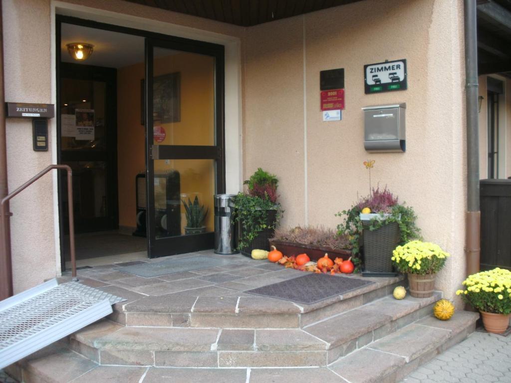 Cadolzburg Gasthof Landhotel Gruner Baum المظهر الخارجي الصورة